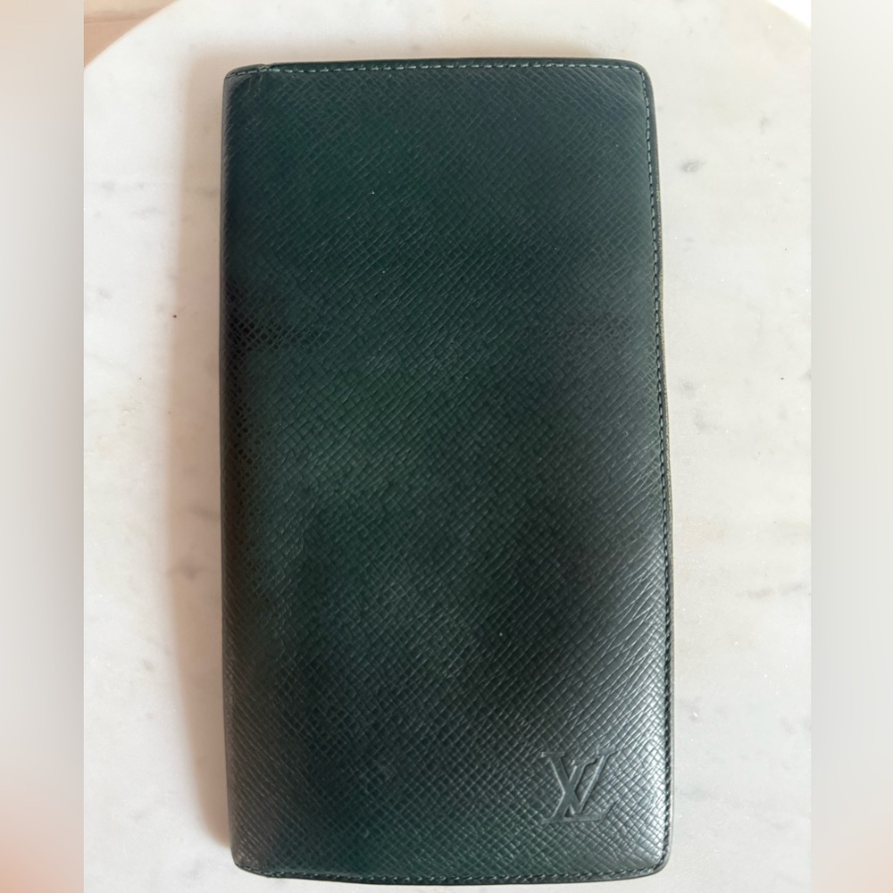 Louis Vuitton Dark Green Leather Taiga Wallet